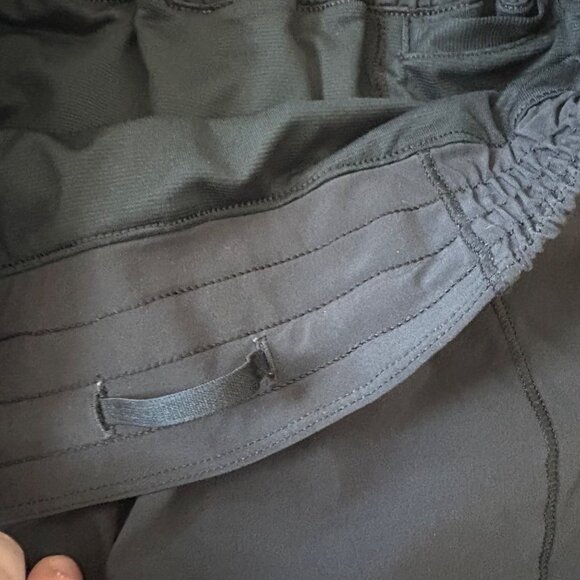 Lululemon Athletic Hotty Hot High Rise Lined Shorts 4” Black Women’s Size 4 - Picture 6 of 9